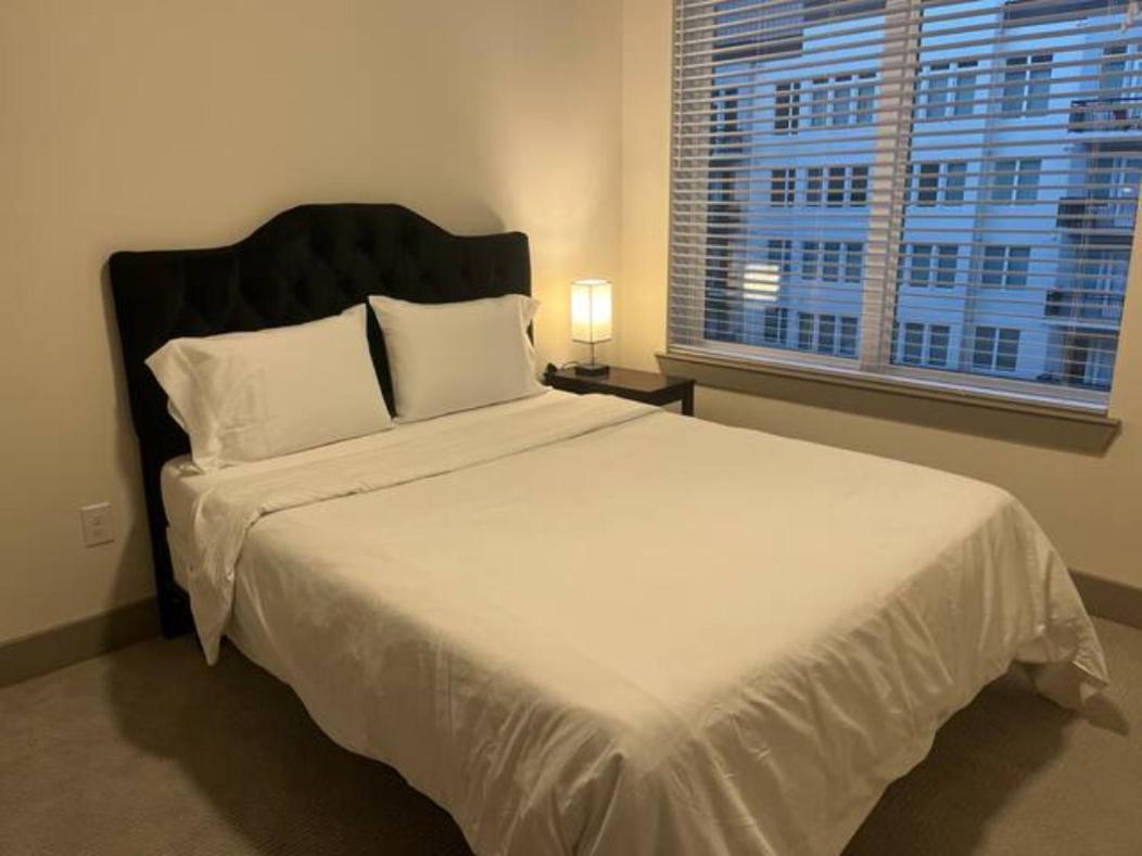 יוסטון Resort-Style Apartments Near The Galleria חדר תמונה