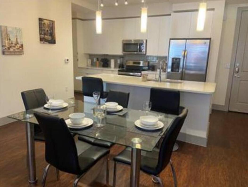 יוסטון Resort-Style Apartments Near The Galleria חדר תמונה