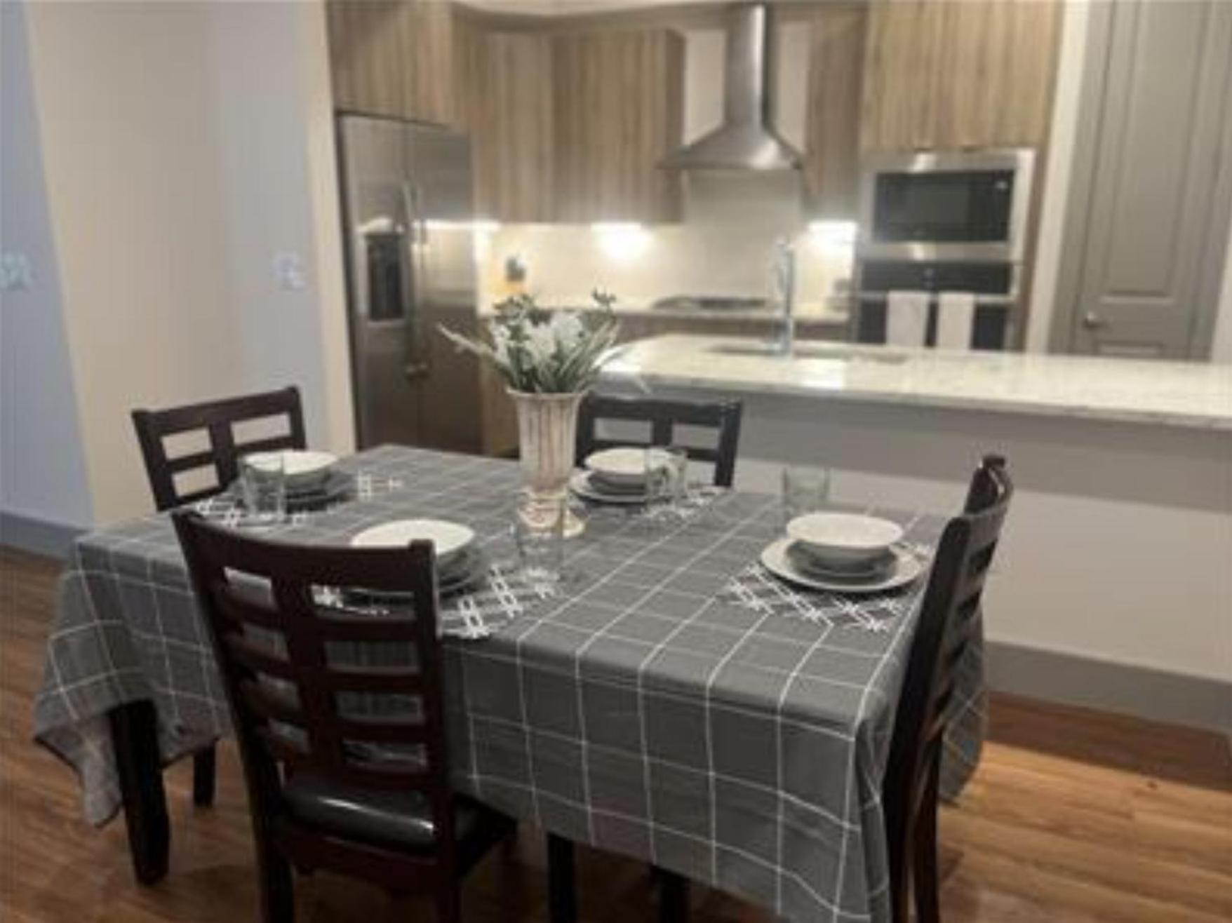 יוסטון Resort-Style Apartments Near The Galleria חדר תמונה